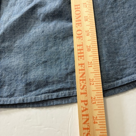 Levi's Women's Sleeveless Gracen Chambray Blue Button Up Cotton Blouse, Gathered - Picture 8 of 13